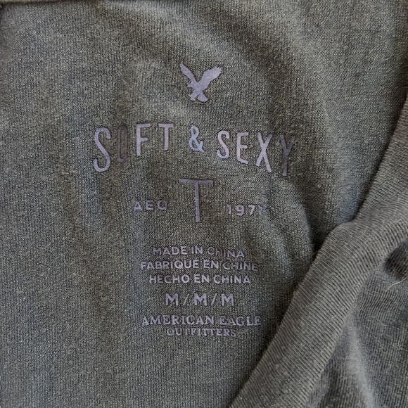 American Eagle Over Sized T - Picture 5 of 5